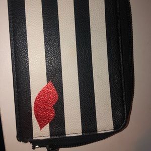 SEPHORA LITTLE PURSE OR BAG